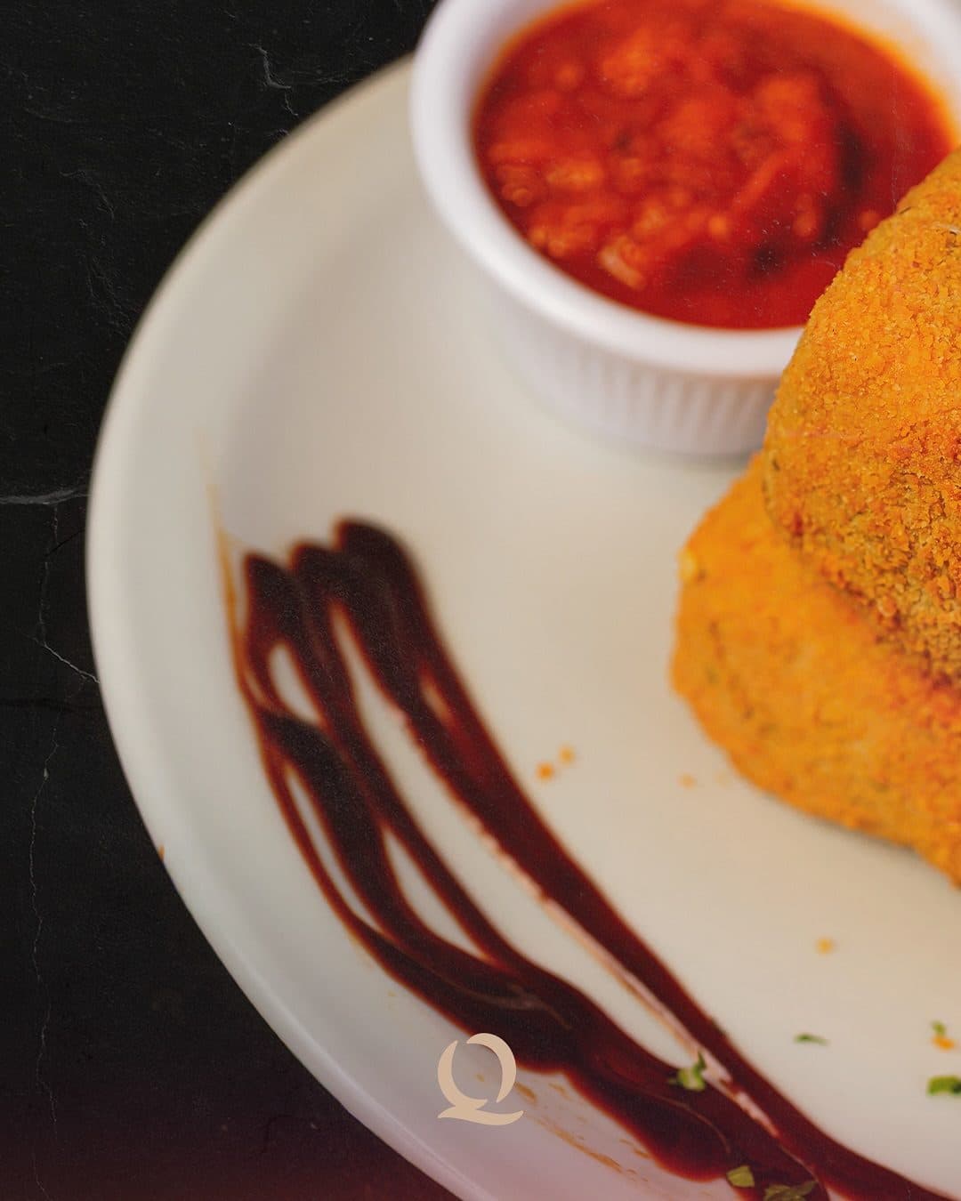 Bastones de mozzarella rebozados