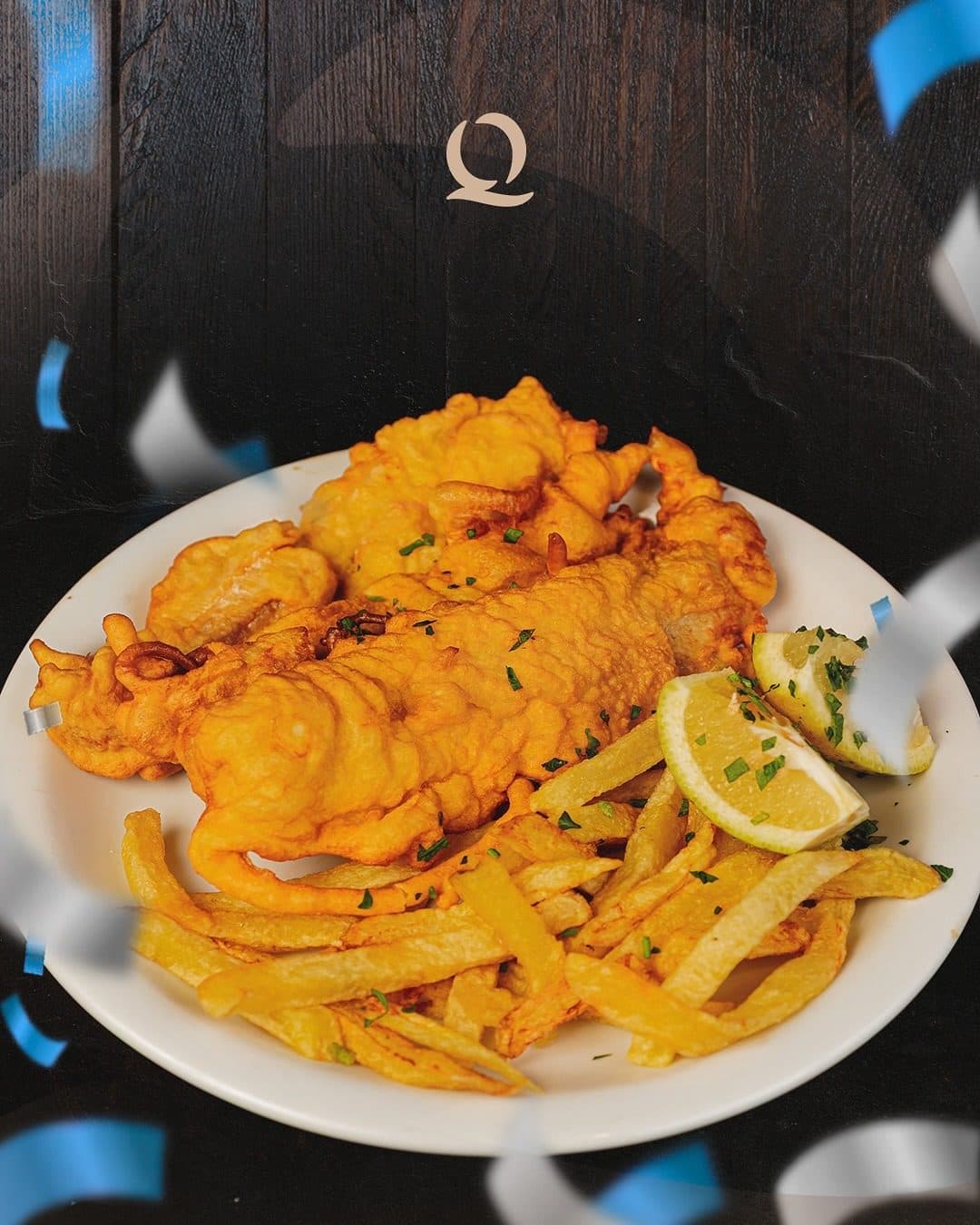 Rabas con papas y limón